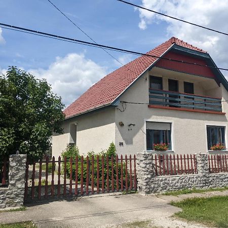 Tulipan Haz Szilvasvarad Exterior foto